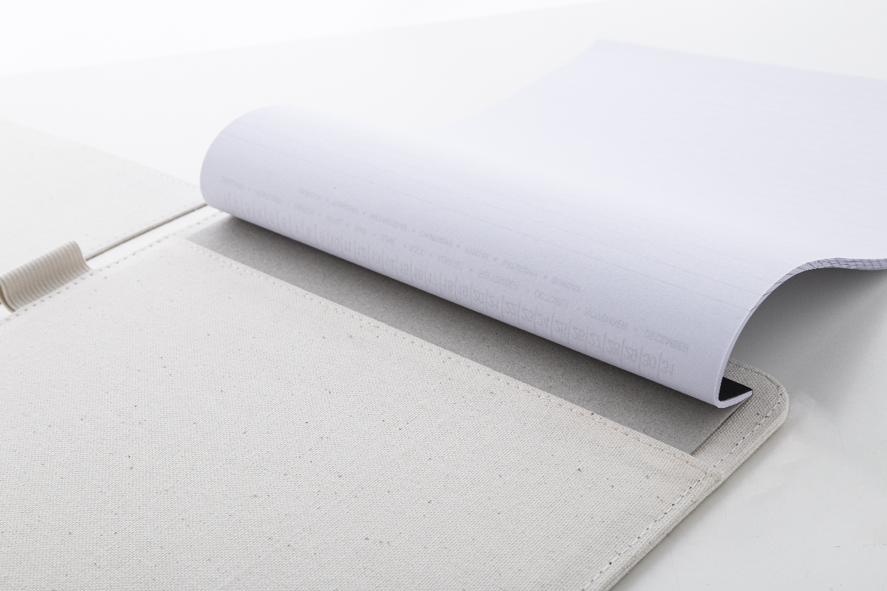 recycled canvas document folder - Image 5
