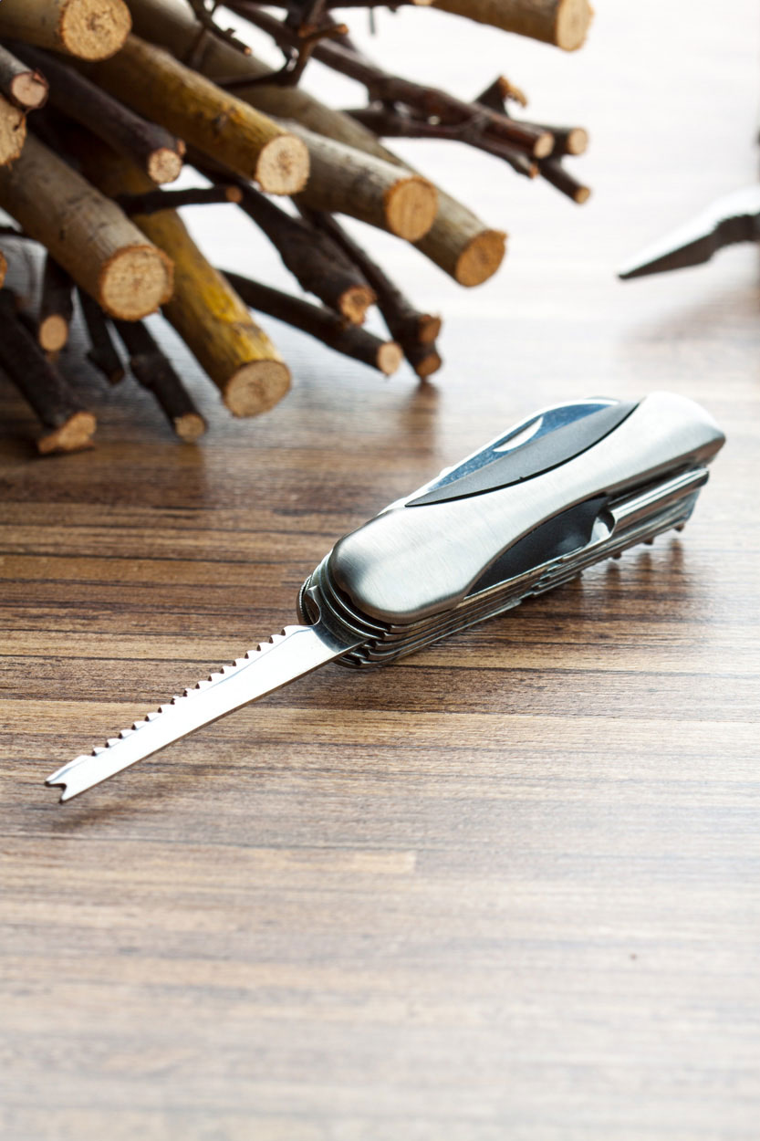 pocket knife with 11 functions - Image 5
