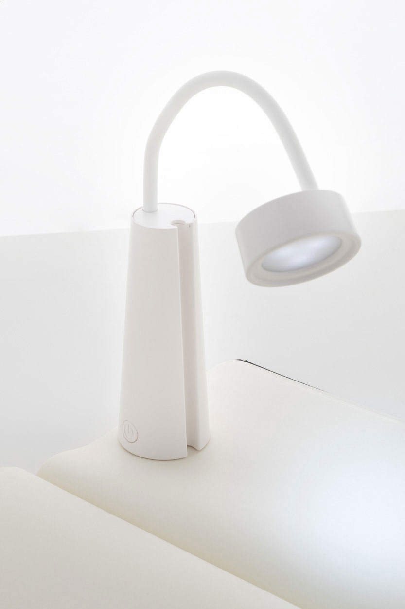 rechargeable flashlight - Image 7